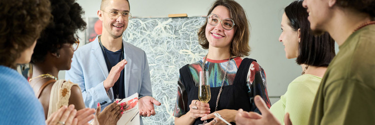 Similar image 22000799