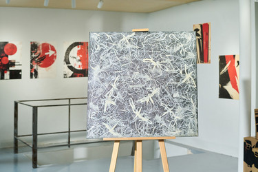 Similar image 22000760