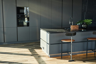 Similar image 21999847