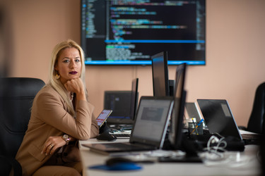 Similar image 22004469