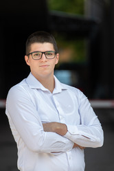 Similar image 22004512