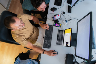 Similar image 22004755