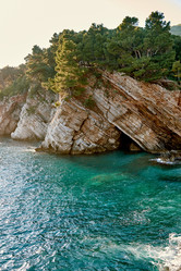 Similar image 21993600