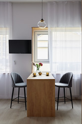 Similar image 21999084