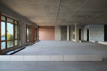 Similar image 21996376