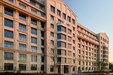 Similar image 21998345