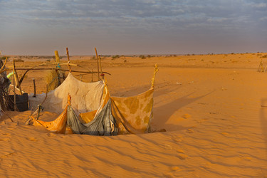 Similar image 22001915