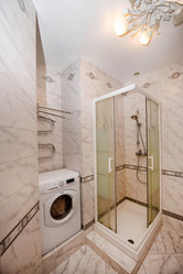 Similar image 21993517