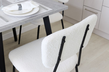 Similar image 21999076