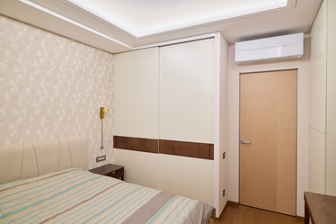 Similar image 21996977