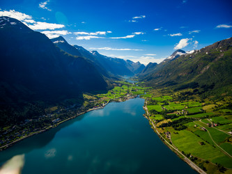 Similar image 21996652