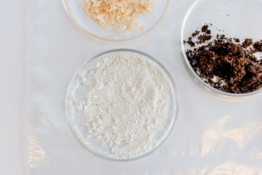 Similar image 21998602