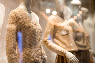 Similar image 22002160