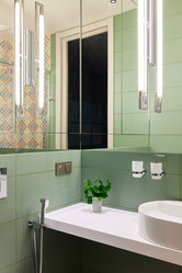 Similar image 22013845