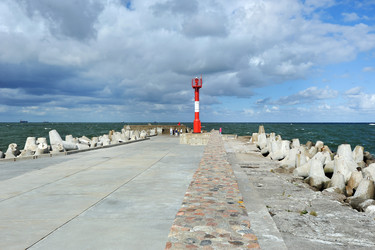 Similar image 22015774