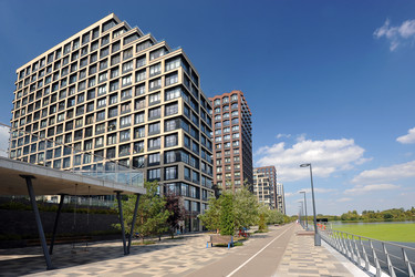 Similar image 22015854