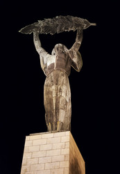 Similar image 22011585