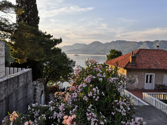 Similar image 22014486