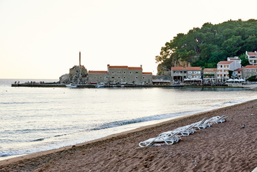 Similar image 22016186