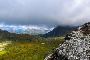 Similar image 22008551