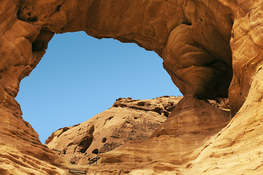 Similar image 22013156