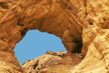 Similar image 22013157