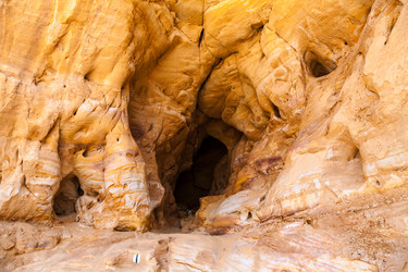 Similar image 22013173