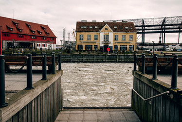 Similar image 22016347