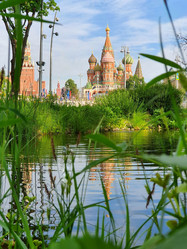 Similar image 22013432