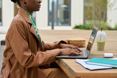 Similar image 22000926