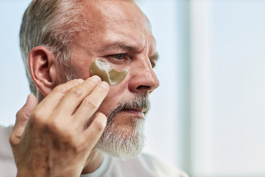 Similar image 21999773