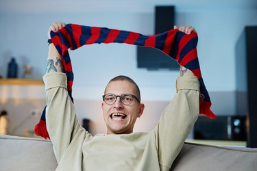 Similar image 21999975