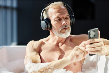 Similar image 21999811