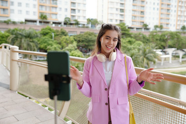 Similar image 22034814