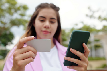 Similar image 22034823