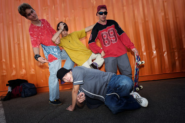 Similar image 22033796