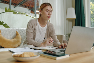 Similar image 22035480