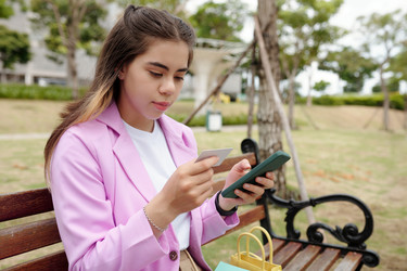 Similar image 22034820