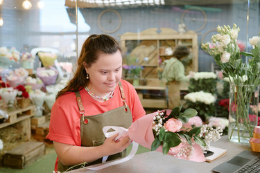 Similar image 22035950