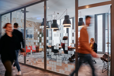 Similar image 22039200