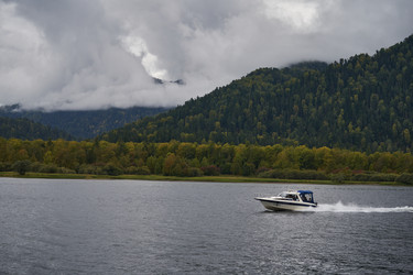 Similar image 22056112