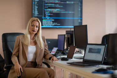 Similar image 22030117