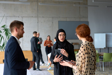 Similar image 22044379