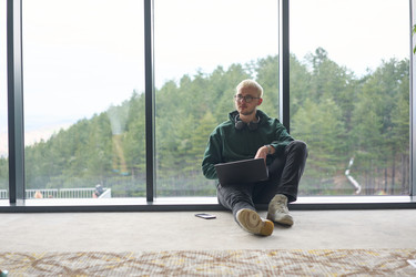 Similar image 22040772