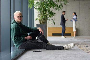 Similar image 22040793