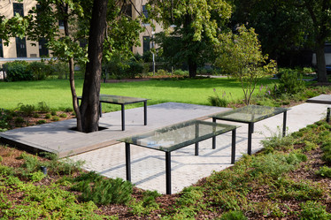 Similar image 22024811