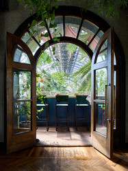 Similar image 22024170