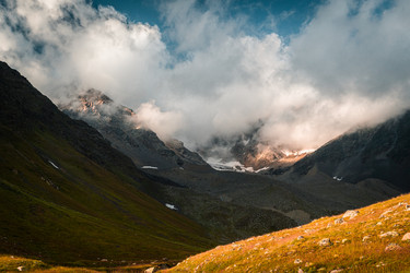 Similar image 22036800