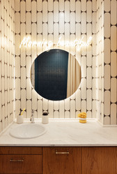 Similar image 22044909