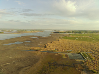 Similar image 22046534